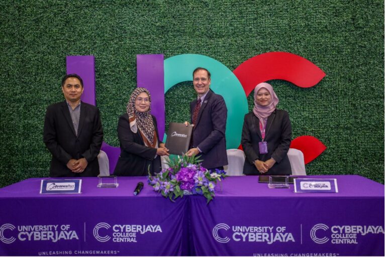 MoU SIGNING CEREMONY BETWEEN ADVANCE PACT AND UNIVERSITY OF CYBERJAYA